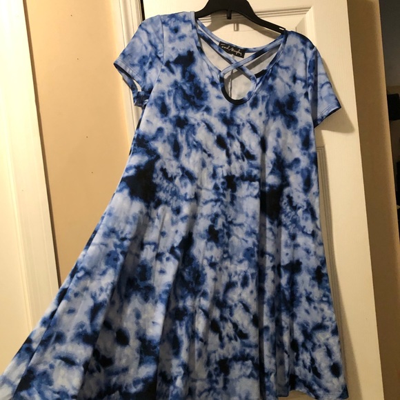 Tie dye cute details dress! So soft! - Picture 2 of 5